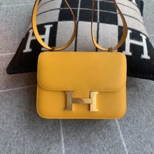 Buckle Flap Bag 24cm – Epsom, Amber, Gold Hardware
