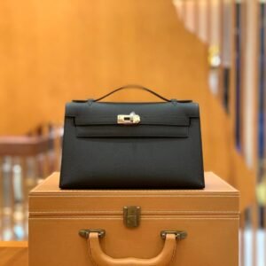 Mini Turnlock Flap Bag 22cm – Epsom, Black, Silver Hardware