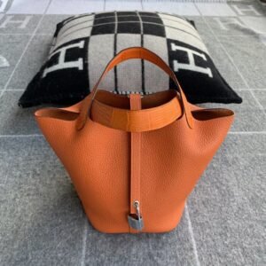 Bucket Tote Exotic-Trim 18cm – Clemence / Matte Crocodile, Orange, Silver Hardware
