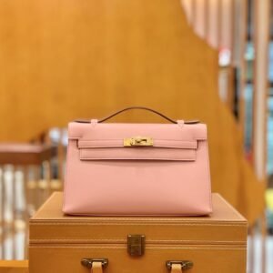 Mini Turnlock Flap Bag 22cm – Swift, Golden Pink, Gold Hardware