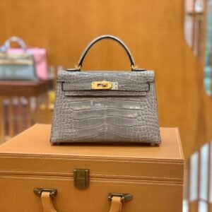 Mini Turnlock Flap Bag 19cm – Shiny Alligator Crocodile, Grey, Gold Hardware