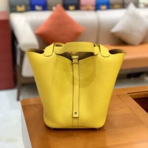Bucket Tote 22cm – Clemence, Naples Yellow, Silver Hardware