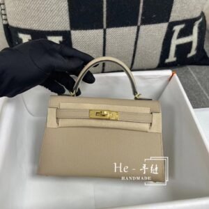 Mini Turnlock Flap Bag 19cm – Epsom, Gris Trench, Gold Hardware