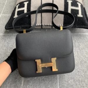 Buckle Flap Bag 24cm – Epsom, Noir, Gold Hardware (AG-25260)