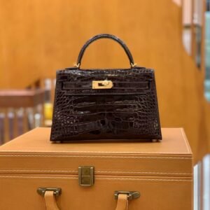 Mini Turnlock Flap Bag 19cm – Alligator, Parme