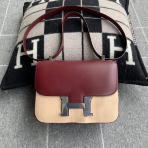 Buckle Flap Bag 24cm – Box, Bordeaux, Silver Hardware