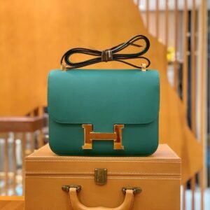 Buckle Flap Bag 24cm – Epsom, Peacock Green, Gold Hardware