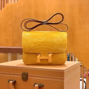 Buckle Flap Bag 18cm – Alligator, Amber Yellow Buckle, Gold Hardware