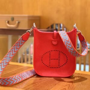 Perforated Crossbody 17cm – Togo (AG-13371)