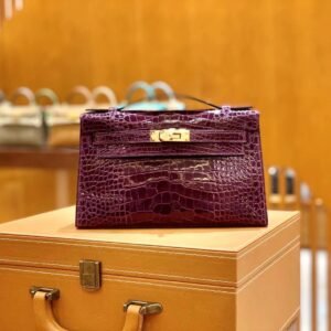 Mini Turnlock Flap Bag 22cm – Shiny Alligator Crocodile, Grape Purple, Gold Hardware