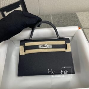 Mini Turnlock Flap Bag 19cm – Epsom, Black, Silver Hardware