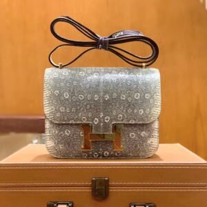 Buckle Flap Bag 19cm – Himalaya, Gold Hardware