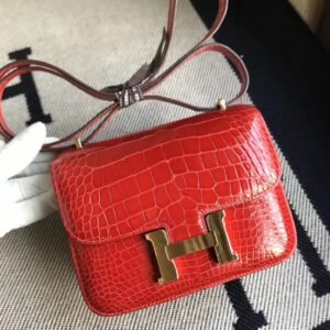 Buckle Flap Bag 18cm – Shiny Alligator, Rouge Braise, Gold Hardware