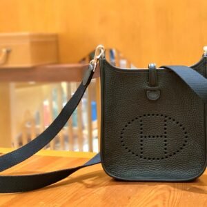 Perforated Crossbody 17cm – Togo (AG-13385)