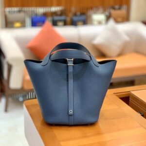 Bucket Tote 18cm – Togo, Bleu Abysse