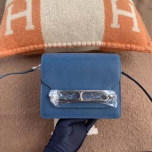 Rolling-Clasp Flap Bag 19cm – Evercolor, Deep Blue, Silver Hardware
