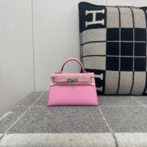 Mini Turnlock Flap Bag 19cm – Epsom, Pink, Silver Hardware