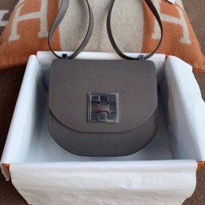 Slim Chain Flap Bag 17cm – Epsom, Etain, Silver Hardware