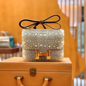Buckle Flap Bag 18cm – Lizard, Primary Colour, Gold Hardware