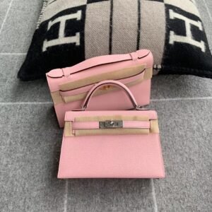 Mini Turnlock Flap Bag 19cm – Chevre, Rose Sakura, Silver Hardware