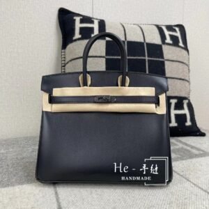 Top-Handle Bag 25cm – Box, Black, Black Hardware