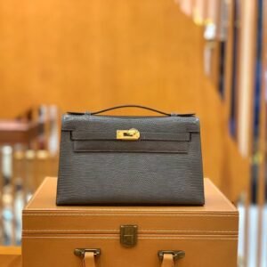 Mini Turnlock Flap Bag 22cm – Lizard, Etain, Gold Hardware