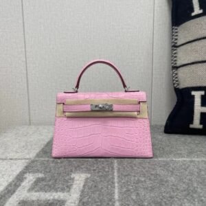 Mini Turnlock Flap Bag 19cm – Matte Alligator, Pink, Silver Hardware (AG-23318)
