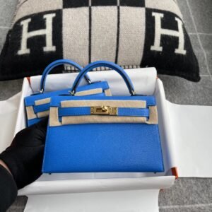 Mini Turnlock Flap Bag 19cm – Chevre, Blue Hydra, Gold Hardware
