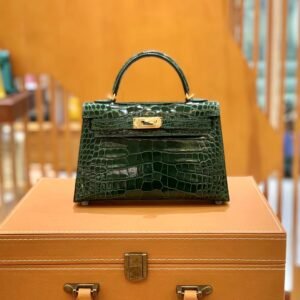 Mini Turnlock Flap Bag 19cm – Shiny Alligator Crocodile, Dark Green, Gold Hardware
